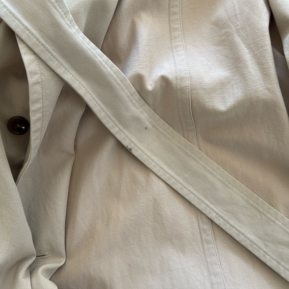 Everlane Women's Tan Trench Coat - Picture 12 of 13